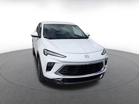 Used 2025 Buick Encore GX Preferred image 2