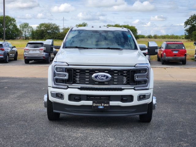 New 2027 Ford F450 Platinum w/ Platinum Plus Package AWD/4WD image 2