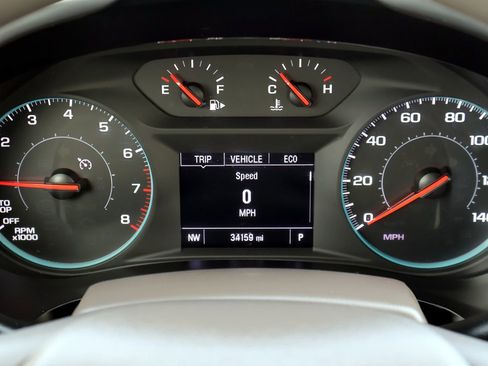 Used 2025 Chevrolet Malibu LT image 32