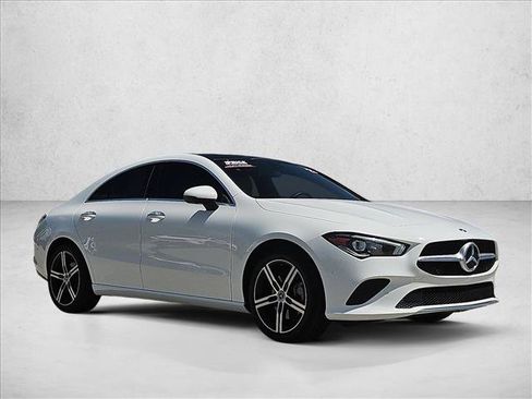 Used 2023 Mercedes-Benz CLA 250 image 3