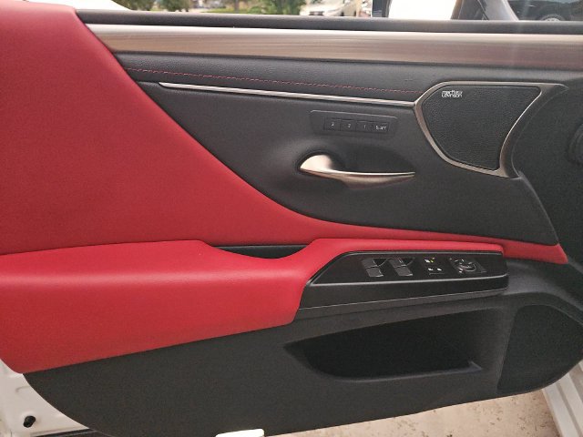 Used 2019 Lexus ES 350 F Sport w/ Accessory Package FWD image 10