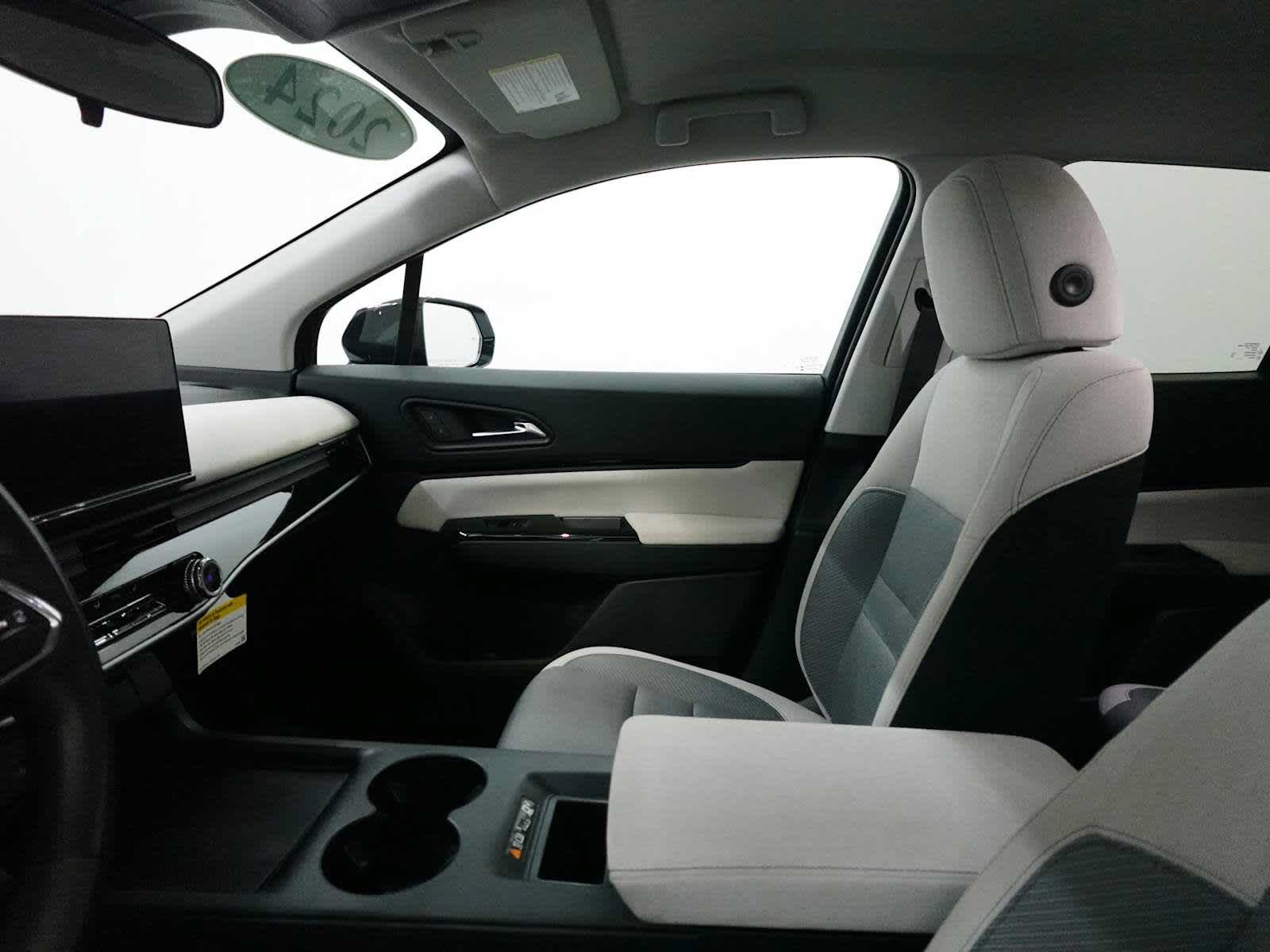 Used 2024 Honda Prologue EX image 13