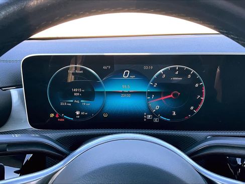 Used 2020 Mercedes-Benz CLA 250 image 25