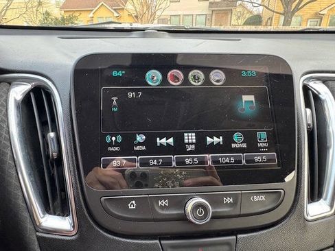 Used 2016 Chevrolet Malibu LT image 40