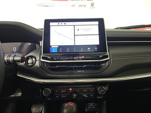 Certified 2024 Jeep Compass Limited w/ High Altitude Package image 20