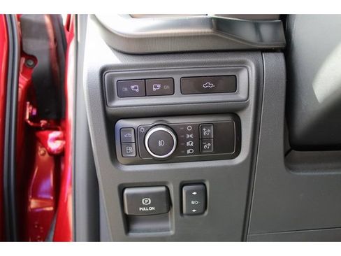 Used 2024 Ford F150 Platinum AWD/4WD image 24