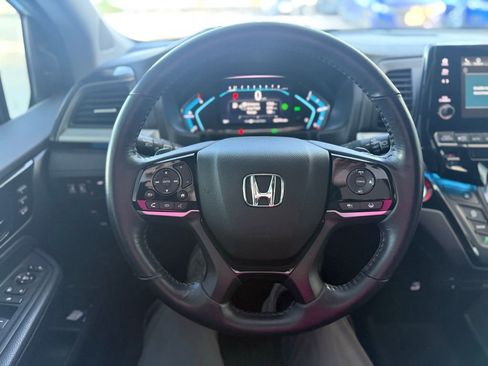 Used 2023 Honda Odyssey Touring image 32