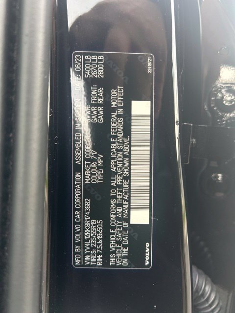 Certified 2024 Volvo XC60 B5 Core w/ Protection Package Premier AWD/4WD image 29