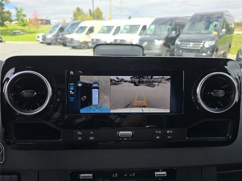 New 2026 Mercedes-Benz Sprinter 2500 image 22