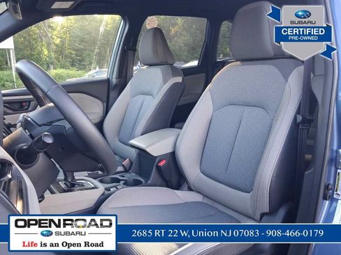 Used 2025 Subaru Forester Premium AWD/4WD image 30
