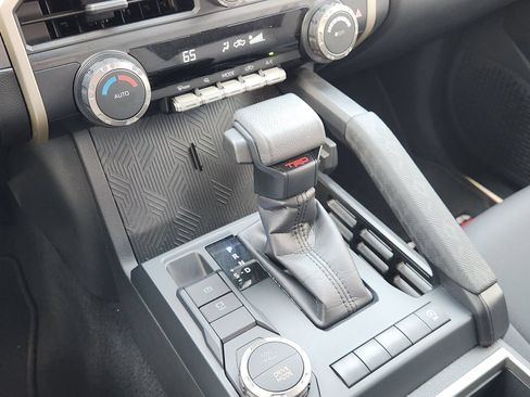 Used 2024 Toyota Tacoma TRD Sport RWD image 24