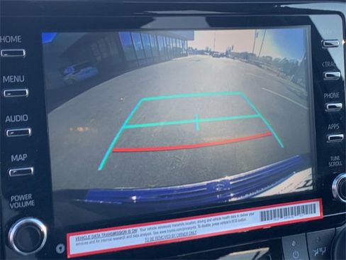 Used 2022 Toyota Highlander XSE image 32