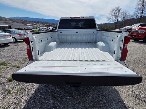 Used 2024 Chevrolet Silverado 2500 LT image 13