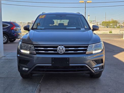 Used 2018 Volkswagen Tiguan SE w/ Front Fog Lights Package image 5