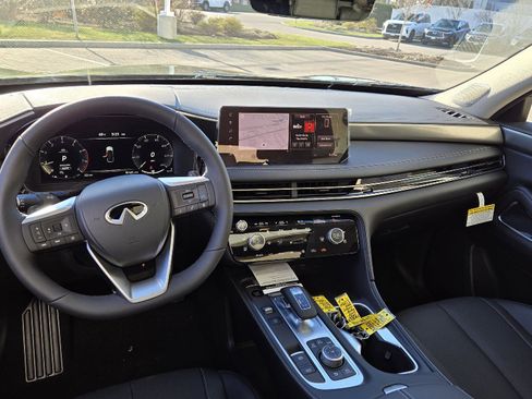 New 2026 INFINITI QX60 Luxe w/ Cargo Package AWD/4WD image 9