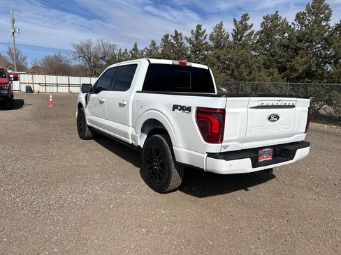 Used 2024 Ford F150 Platinum w/ FX4 Off-Road Package image 4