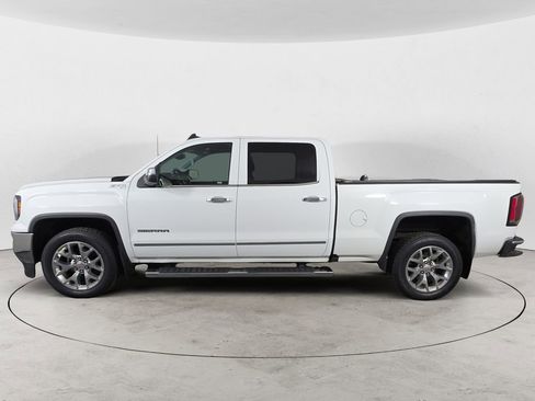 Used 2018 GMC Sierra 1500 SLT w/ SLT Premium Package AWD/4WD image 2
