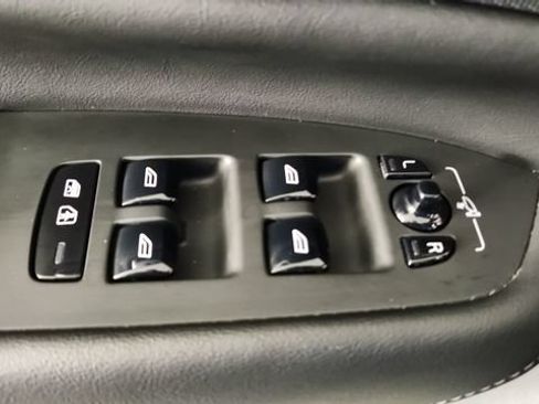 Certified 2023 Volvo XC90 B5 Plus w/ Protection Package Premier AWD/4WD image 10