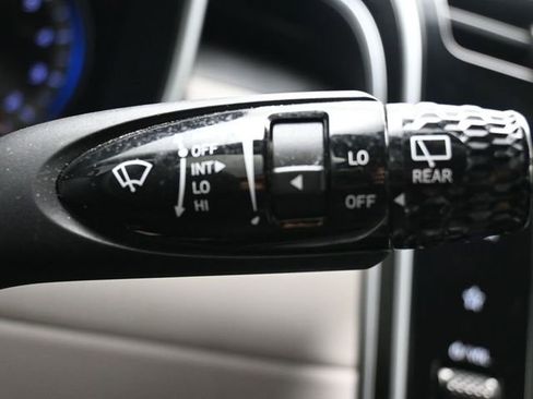Used 2022 Hyundai Tucson SE FWD image 28