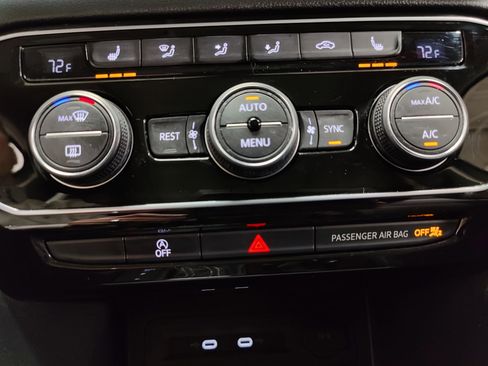 Certified 2022 Volkswagen Atlas SEL image 26