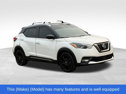 Used 2020 Nissan Kicks SR w/ Exterior Package FWD image 10