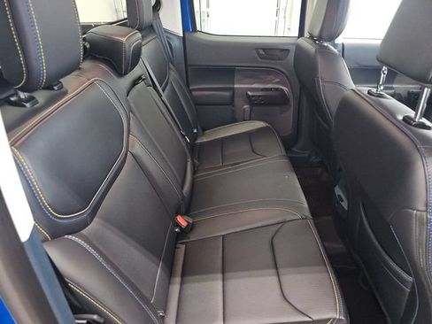 Used 2025 Ford Maverick Lobo AWD/4WD image 57