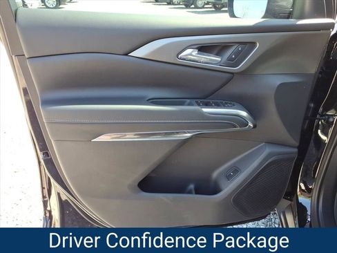 New 2026 Chevrolet Traverse LT image 18