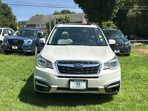 Used 2017 Subaru Forester 2.5i Premium w/ All-Weather Package AWD/4WD image 4