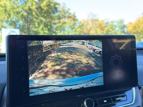 New 2025 Nissan Altima 2.5 SR image 25