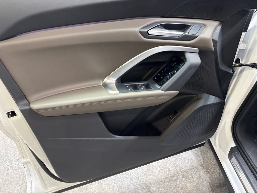 New 2026 Audi Q5 Premium AWD/4WD image 14