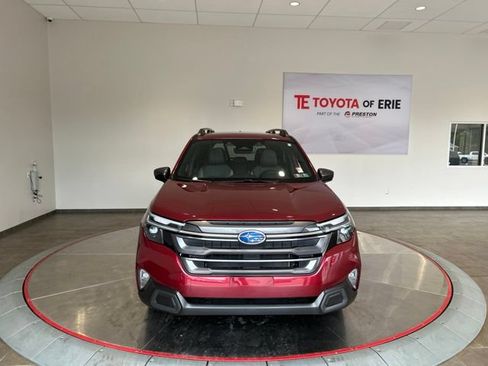Used 2025 Subaru Forester Limited w/ Popular Package #2 AWD/4WD image 2