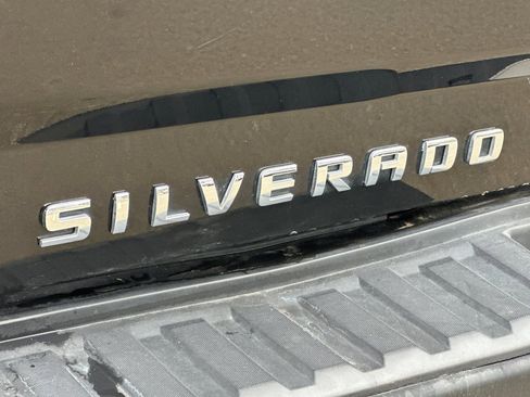 Used 2017 Chevrolet Silverado 1500 Custom w/ LPO, Street Package image 45