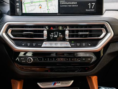 Used 2022 BMW X4 M40i w/ Premium Package image 14