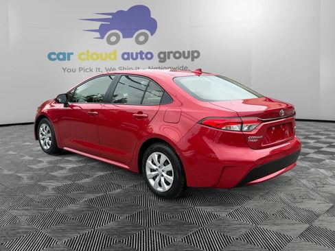 Used 2020 Toyota Corolla LE FWD image 3