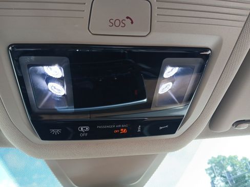 New 2026 Volkswagen Atlas SE FWD image 18