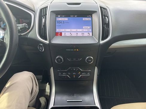 Used 2019 Ford Edge SEL w/ Equipment Group 201A image 17
