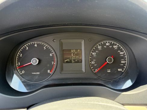 Used 2011 Volkswagen Jetta SE image 18