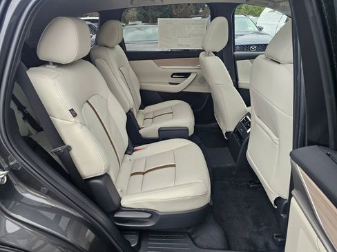 New 2026 MAZDA CX-90 Plug-In Hybrid w/ Premium Plus AWD/4WD image 30