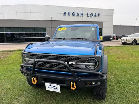 Used 2024 Ford Bronco Badlands AWD/4WD image 2