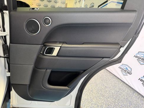 Used 2018 Land Rover Range Rover Sport SE image 22