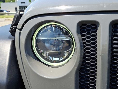 Used 2020 Jeep Wrangler Unlimited Sport AWD/4WD image 9