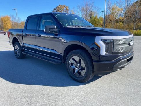 New 2025 Ford F150 Lightning Flash AWD/4WD image 1