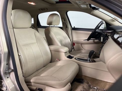 Used 2011 Chevrolet Impala LT w/ Luxury Edition Package image 31