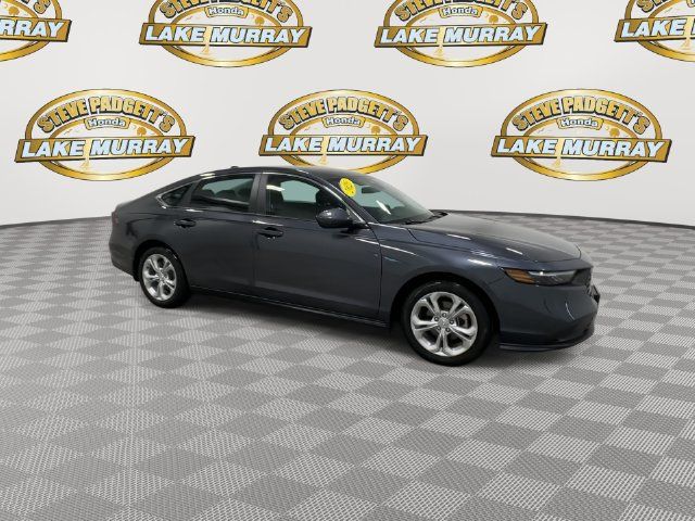Used 2025 Honda Accord LX image 6