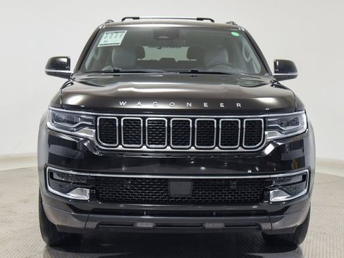 Used 2022 Jeep Wagoneer Series I w/ Premium Group I image 3