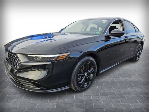 Used 2024 Honda Accord EX image 3