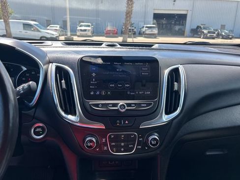 Used 2022 Chevrolet Equinox LT FWD image 13