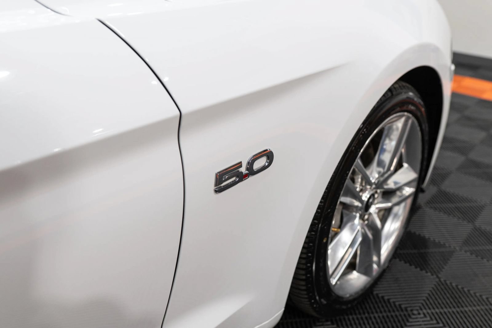 Used 2020 Ford Mustang GT Premium w/ Equipment Group 401A RWD image 13