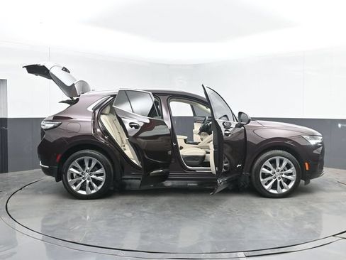 Used 2022 Buick Envision Avenir w/ Technology Package II AWD/4WD image 58