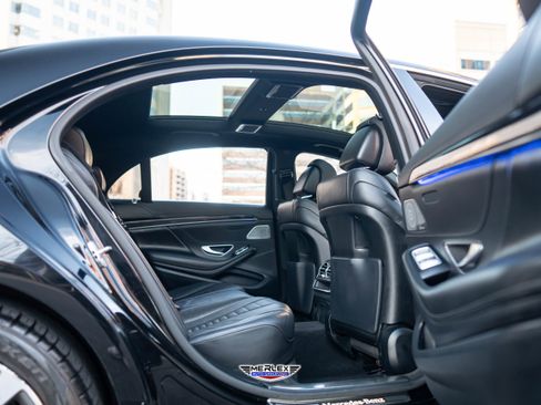 Used 2016 Mercedes-Benz S 550 Sedan image 18